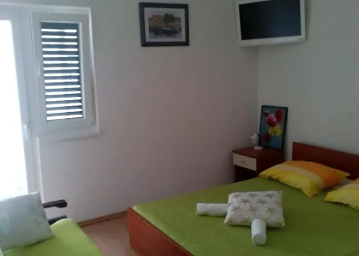 By The Sea Donja Vala, Makarska - 11553 Drvenik (Split-Dalmatia)
